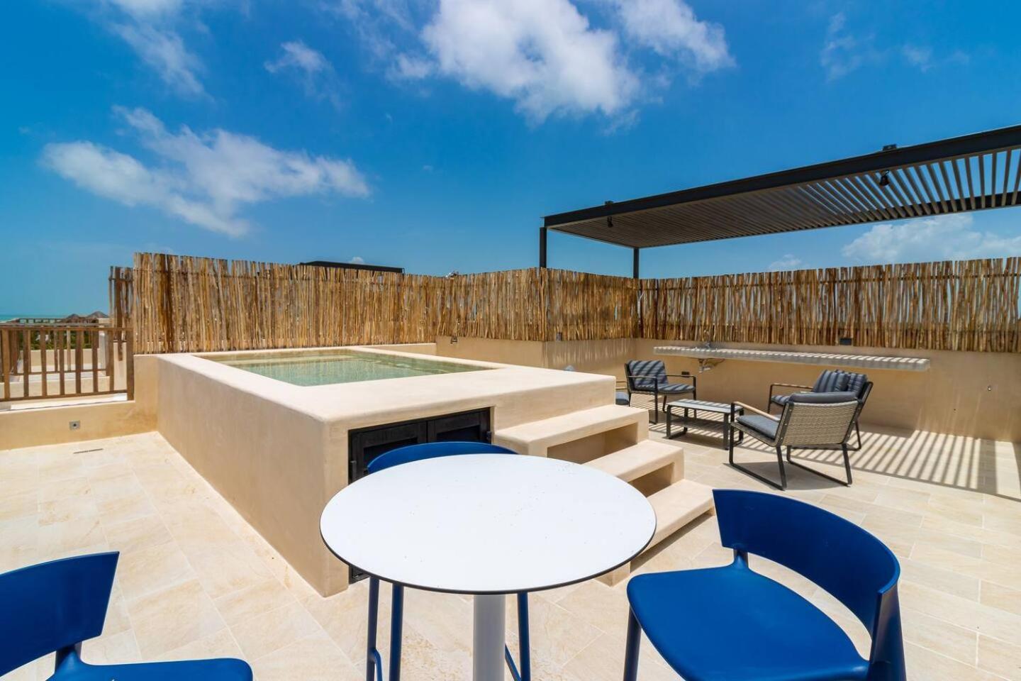 Penthouse Con Alberca Privada Y Hermosas Vistas Al Mar - A301 جزيرة هول بوكس المظهر الخارجي الصورة
