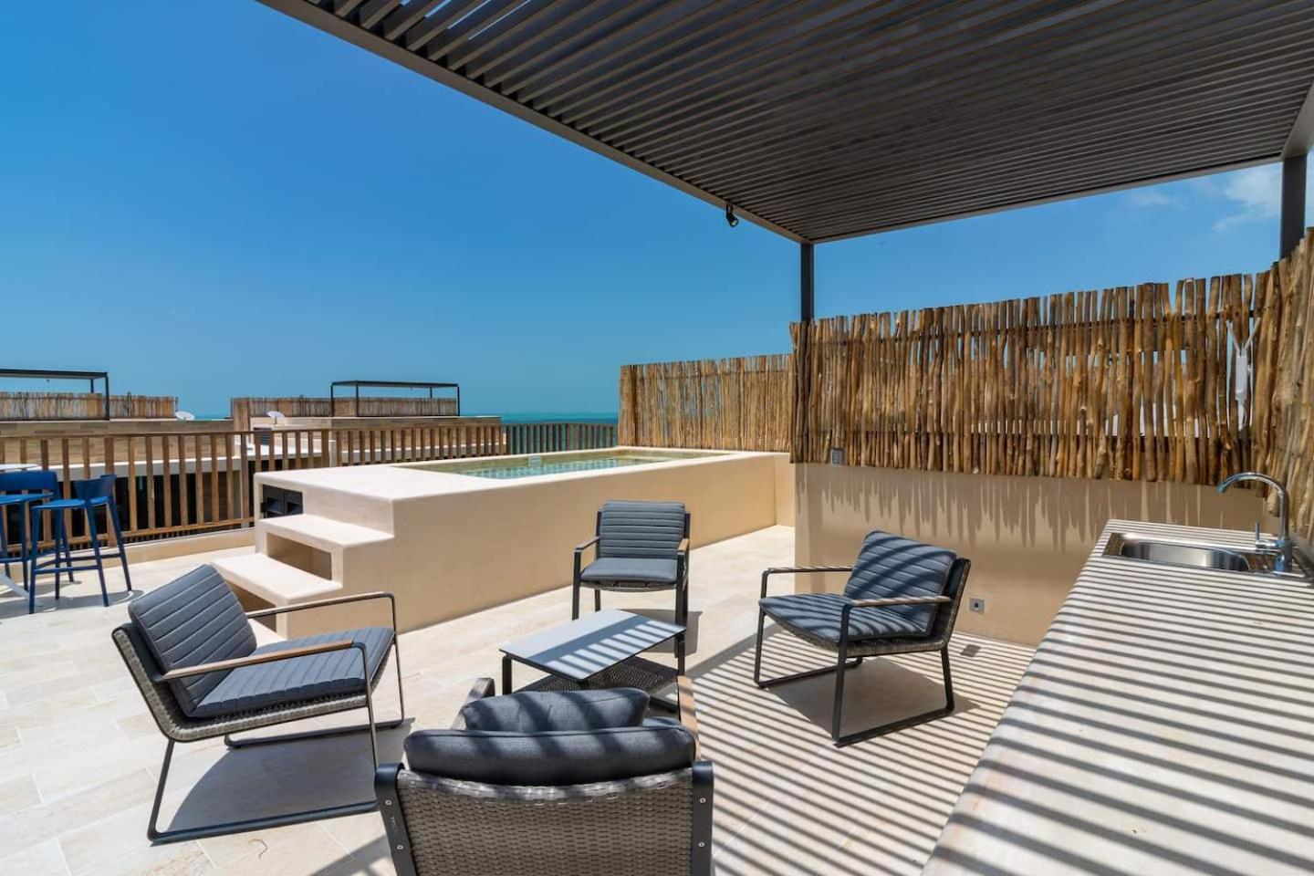 Penthouse Con Alberca Privada Y Hermosas Vistas Al Mar - A301 جزيرة هول بوكس المظهر الخارجي الصورة